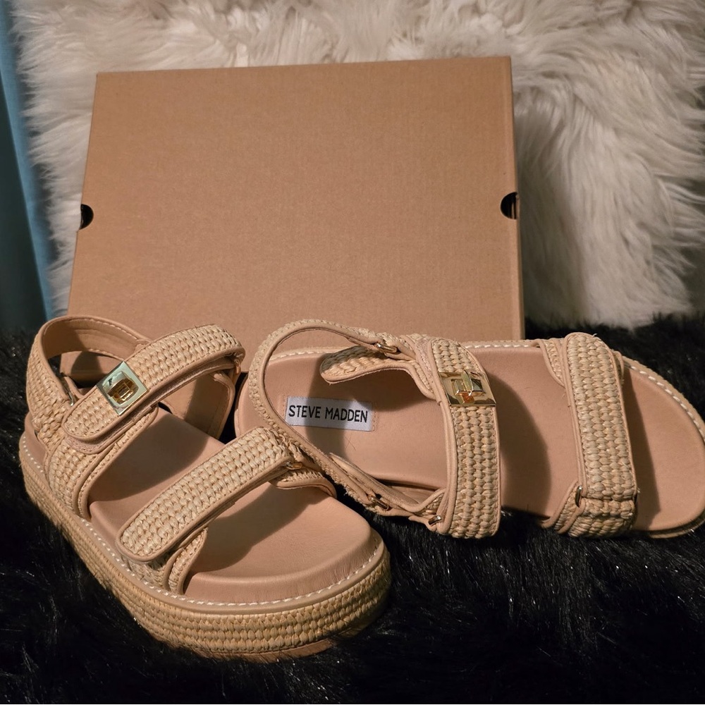 Steve Madden Beige Woven Sandals